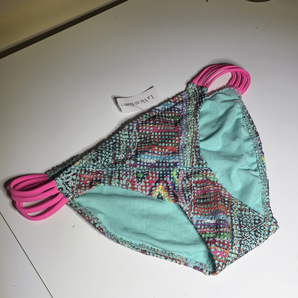 🫯NWT Turquoise Bikini Bottom with Multicolor Trim